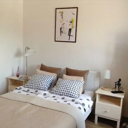 Mariensztat - View Over The Square *