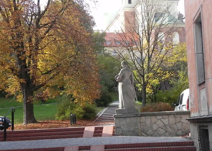 Mariensztat - View Over The Square Apartment *
