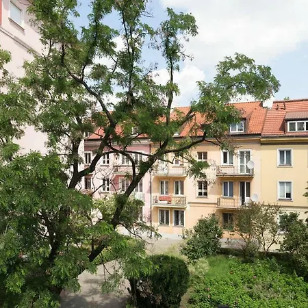Mariensztat - View Over The Square Apartment